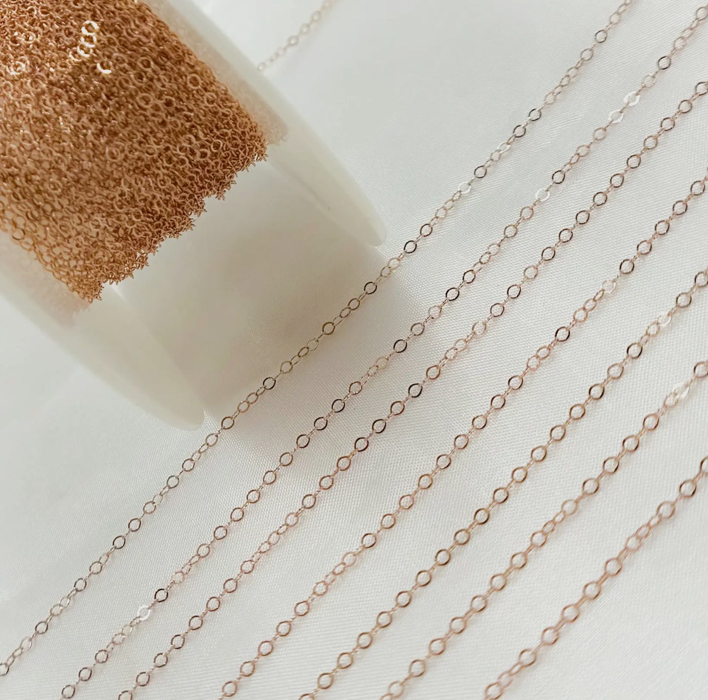 Rose Filled Flat Cable Chain